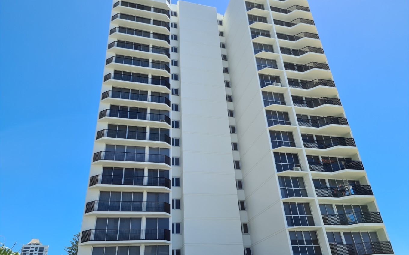 Project Profile - Golden Sands Broadbeach QLD – Balustrade Replacement